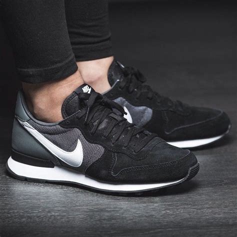 nike grau schwarz damen|Schwarze Sneaker & Schuhe für Damen .